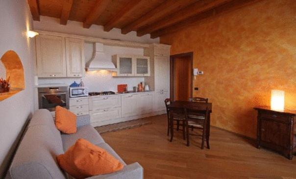 Cozy Lake Como Apartments Valmadrera Zewnętrze zdjęcie