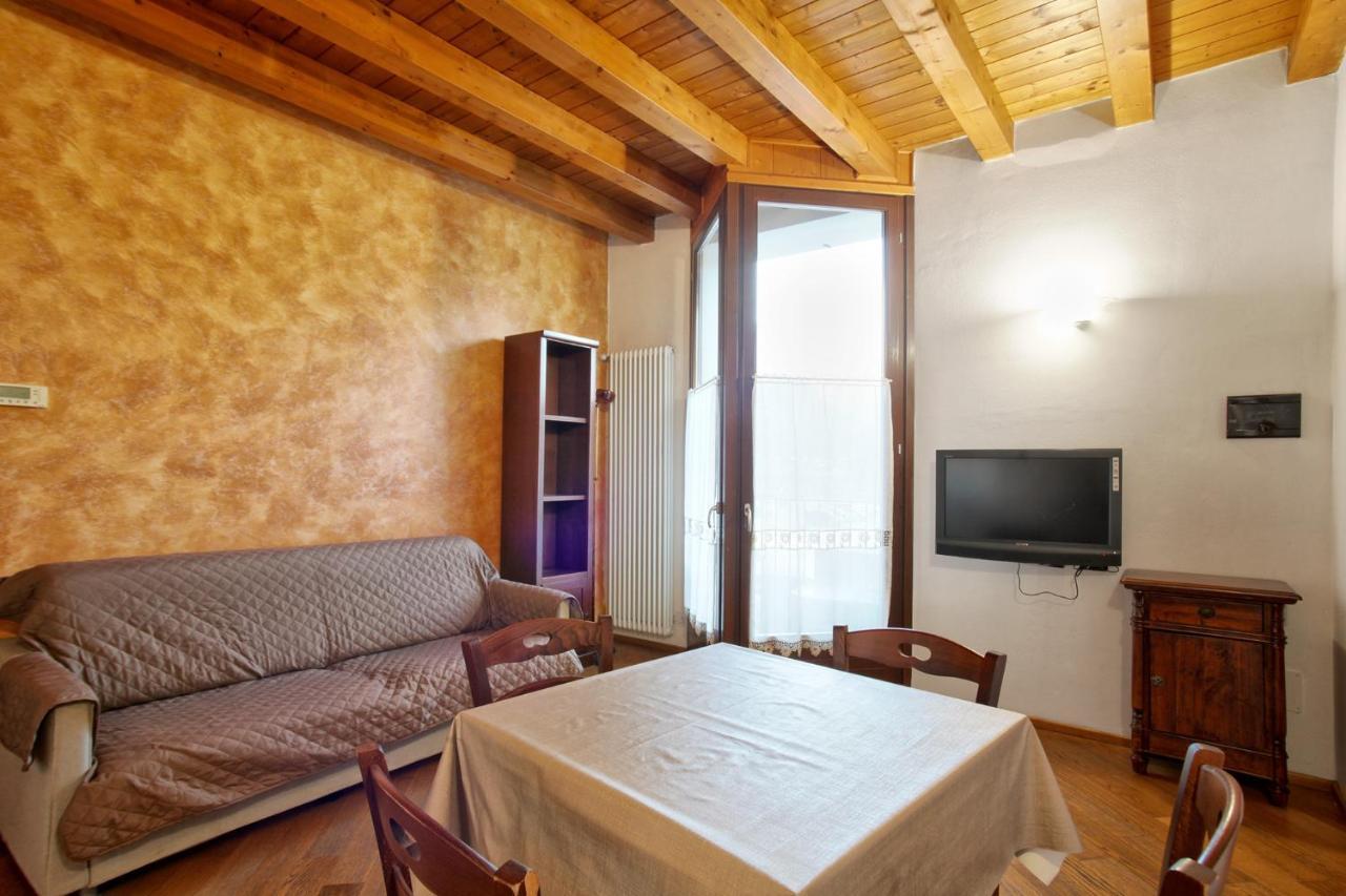 Cozy Lake Como Apartments Valmadrera Zewnętrze zdjęcie